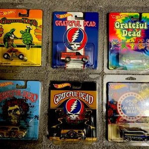 Hot Wheels Vintage Grateful Dead 6 Car Set. Hard to find. Volkswagen Bus!
